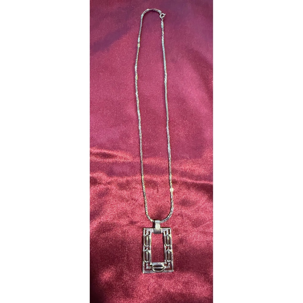 Monet 1946 Silver Tone‎ Geometric Rectangular Pendant Snake Chain Necklace